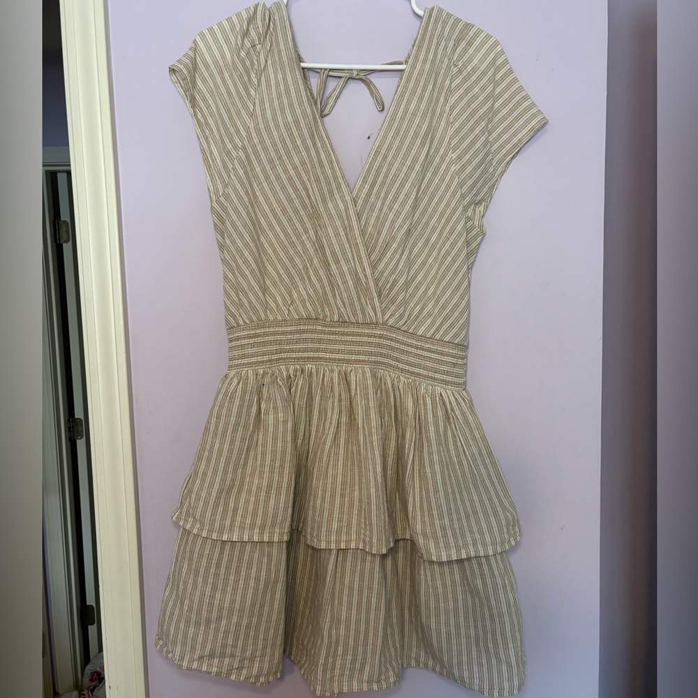 American Eagle Nude/White Dress size M Tall